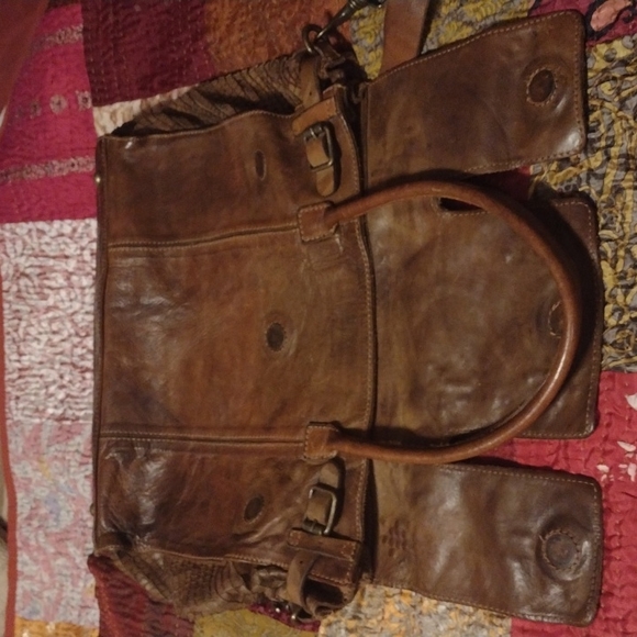 RARE Giant Campomaggi Italian leather studded messenger bag with leather scales - Picture 12 of 16